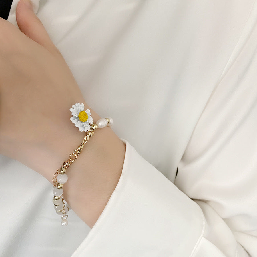 Daisy Flower Pearl Bracelet
