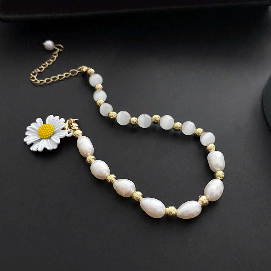 Daisy Flower Pearl Bracelet