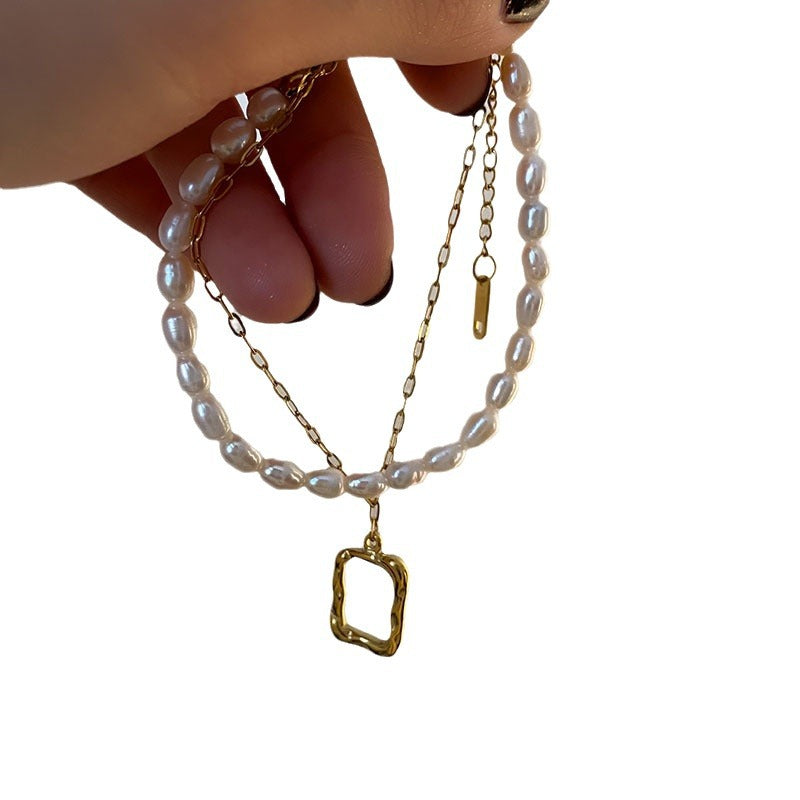 Square Pendant Pearl Bracelet