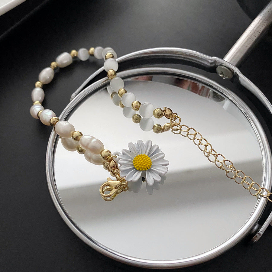 Daisy Flower Pearl Bracelet
